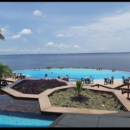 Flat No Condominio Do Edificio Tropical Executive E Residence Com Vista Para O Rio Manaus Luaran gambar