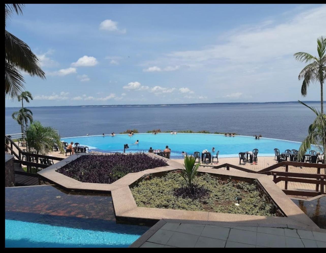 Flat No Condominio Do Edificio Tropical Executive E Residence Com Vista Para O Rio Manaus Luaran gambar